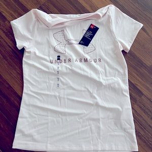 Women’s Under Armour shirt